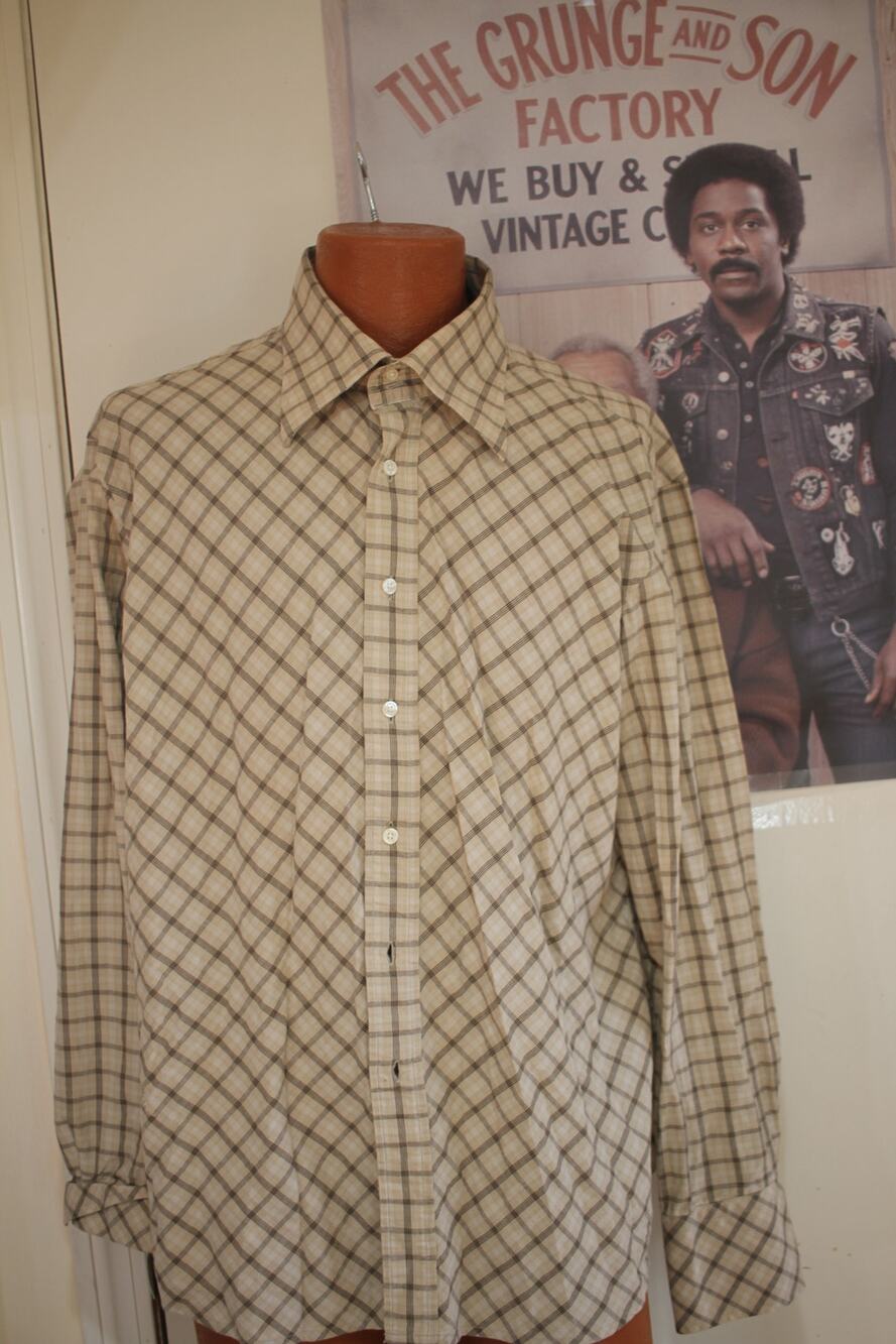 Rocawear Plaid Button Up Shirt Mens Large Tan Beige Brown Y2K Hip Hop
